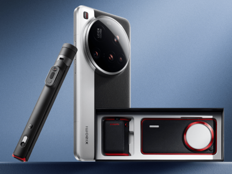 The new device is equipped with the Snapdragon 8 Elite processor.